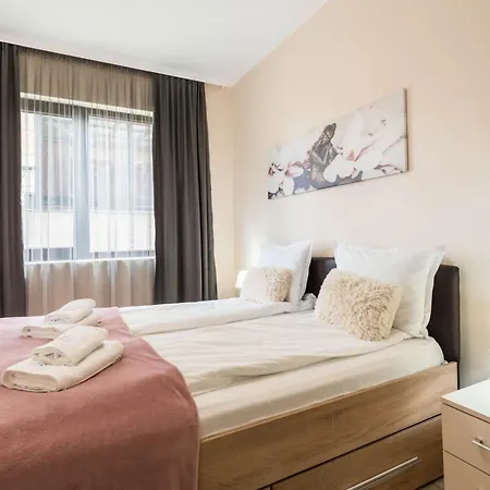 Two Bedroom Cathedral View *